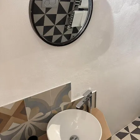 Bilocale Vista Mare Nel Borgo Di Appartamento