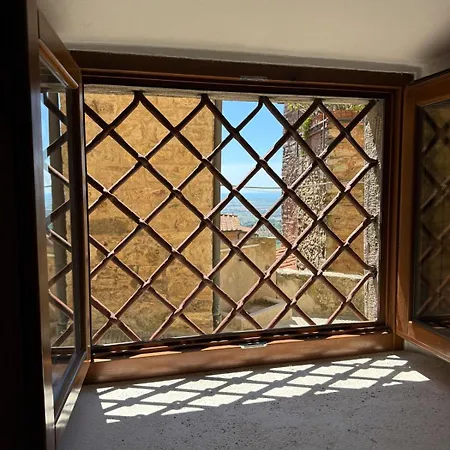 Appartamento Bilocale Vista Mare Nel Borgo Di *