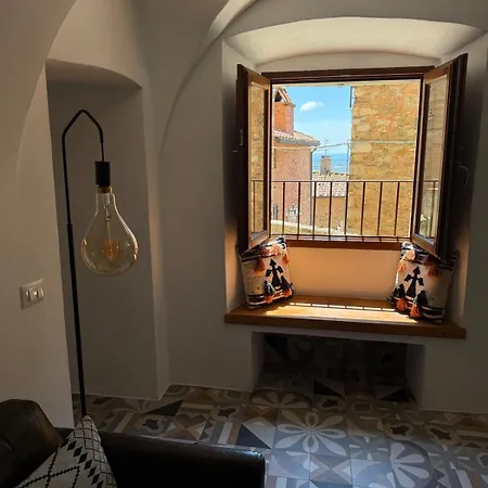 Bilocale Vista Mare Nel Borgo Di 公寓 *