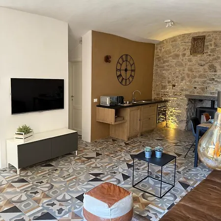 Bilocale Vista Mare Nel Borgo Di Appartamento