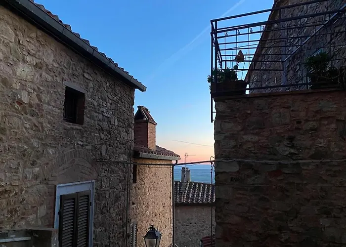 Bilocale Vista Mare Nel Borgo Di شقة